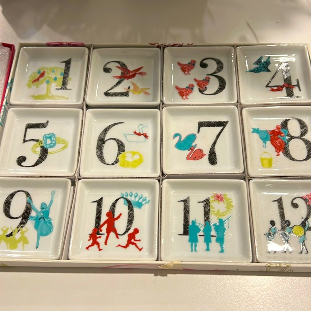 ROSANNA 12 Days of Christmas Small Dish Nut Snack in Box